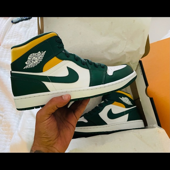 Jordan Other - Jordan 1 sonic 2022